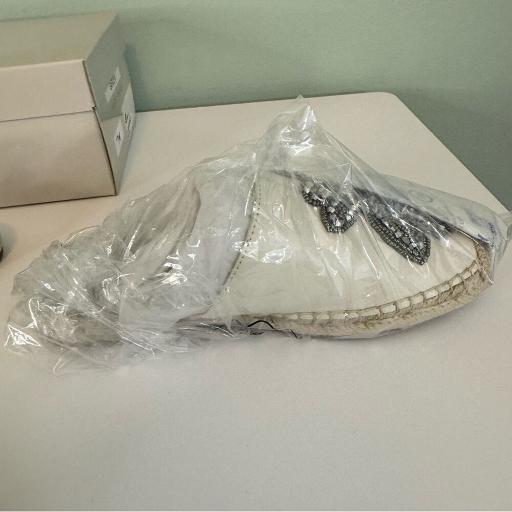 Marc Fisher Women's Slip On Espadrille Leather Beaded Rope Loafers Size 5.5 NIB - Picture 11 of 13
